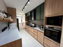Blk 426B Floral Spring @ Yishun (Yishun), HDB 4 Rooms #582990101